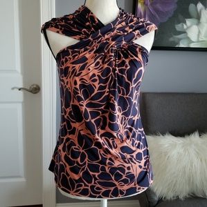 Outback Red Stretch Top Size M
